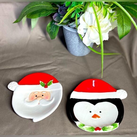 🎄❤️🎄 Christmas Holiday Cookie Plates Penguin & Santa Claus Excellent Prelov… - Picture 1 of 6